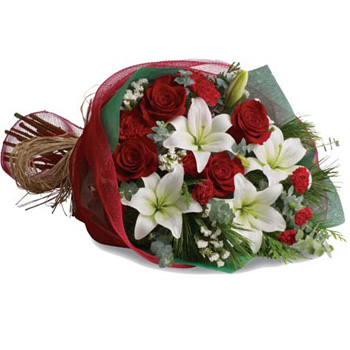 Traditional Christmas Bouquet flowers delivery - Flowers Auckland