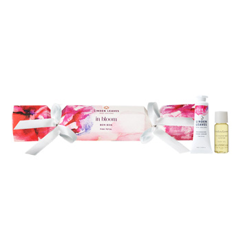 Pampering Gifts for your special lady at Flowers Auckland flowers delivery - Flowers Auckland