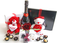 Valentines Day Gift Basket Valentines Day Gift Basket flowers delivery - Flowers Auckland